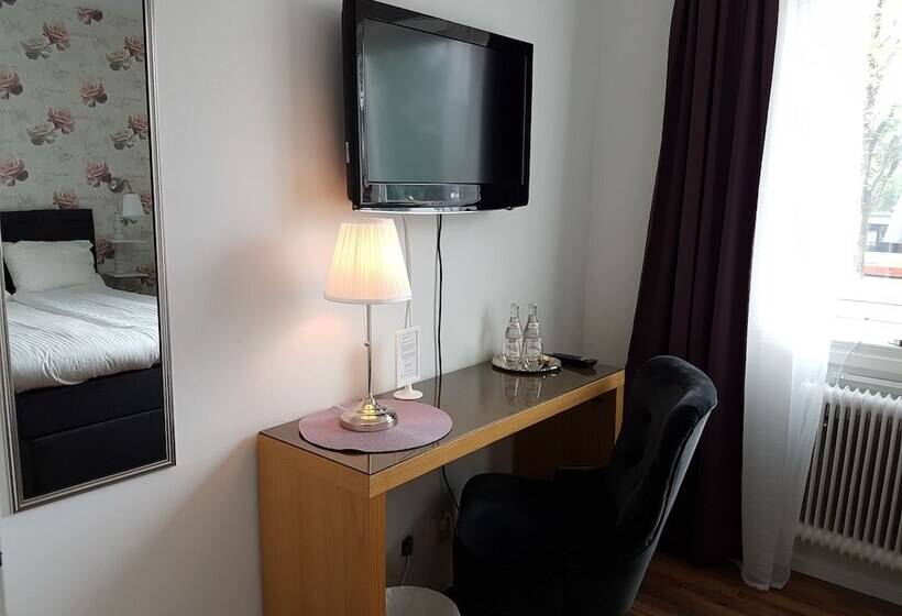 Smålandsstenar Hotell