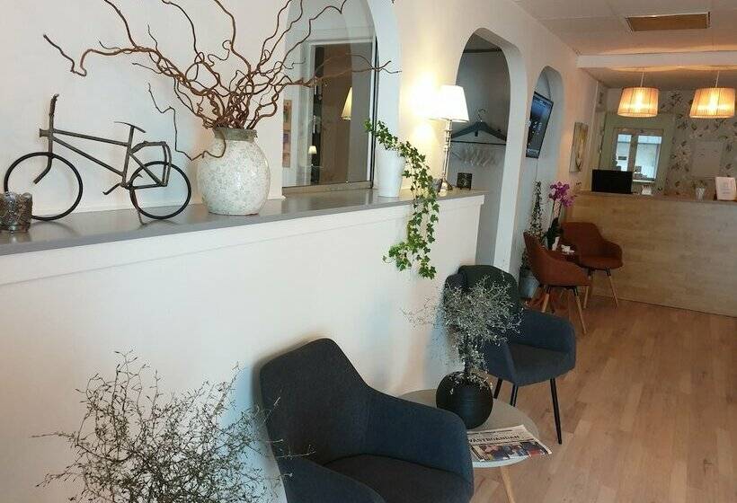 Smålandsstenar Hotell