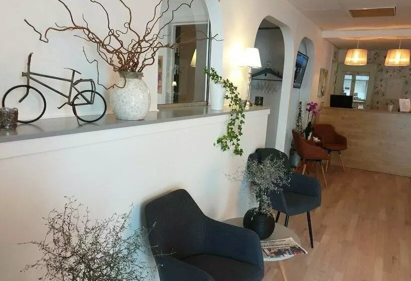 Smålandsstenar Hotell