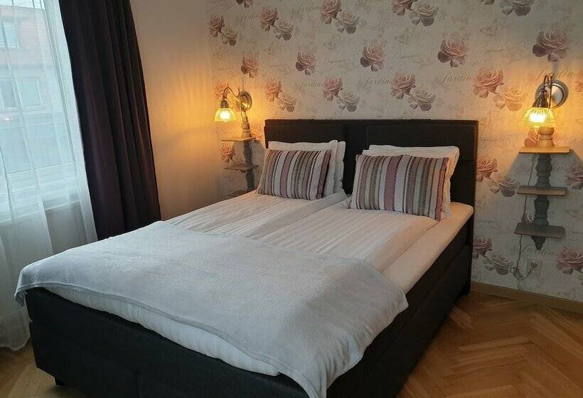 Smålandsstenar Hotell