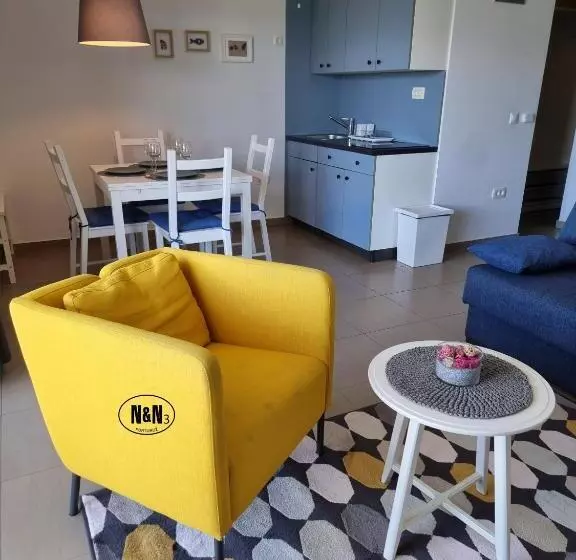 پانسیون N&n Apartments And Rooms By Locap Group