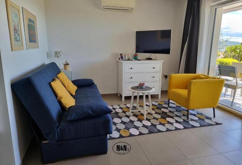 پانسیون N&n Apartments And Rooms By Locap Group