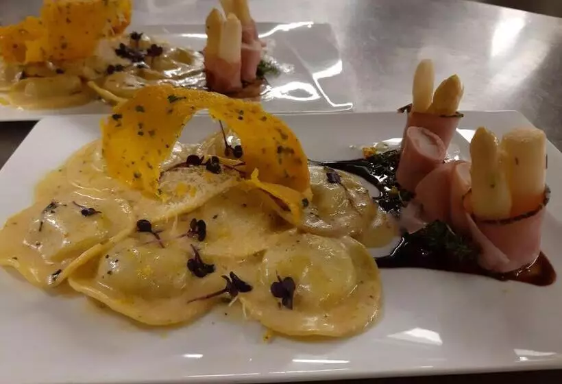 Rossano Boutique Hotel & Ristorante