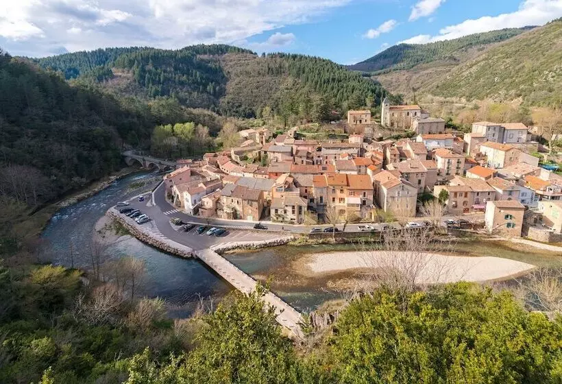 ホテル Eau Thermale Avène L Hôtel