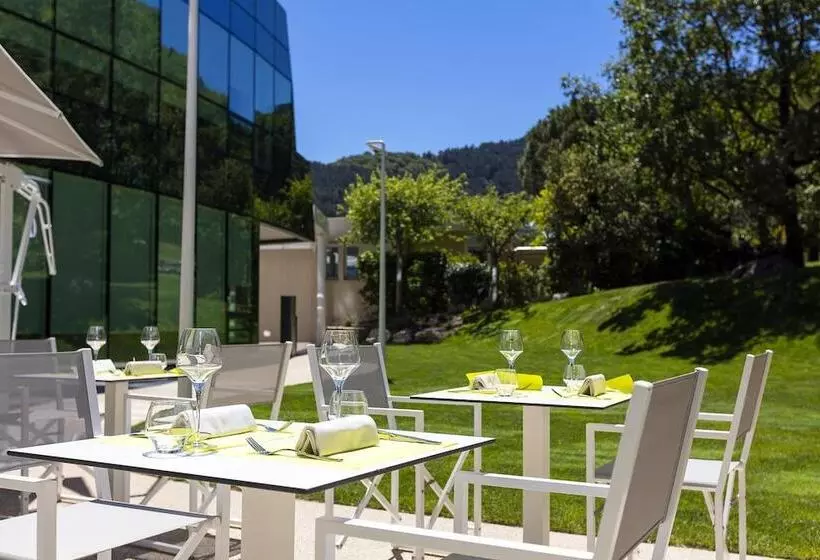 ホテル Eau Thermale Avène L Hôtel