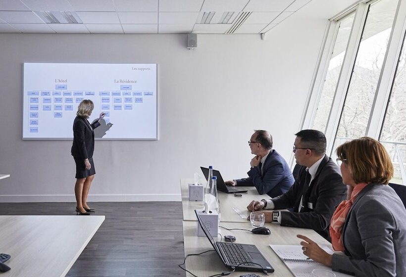 Отель Eau Thermale Avène L Hôtel