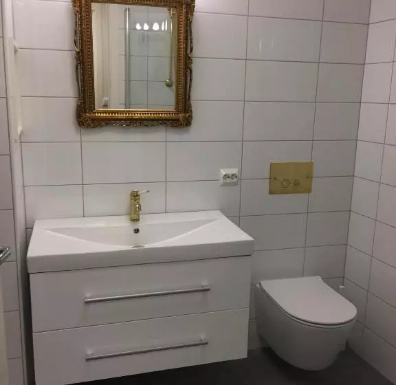 ペンション Holsthuset Losji