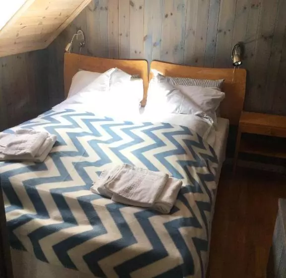 ペンション Holsthuset Losji