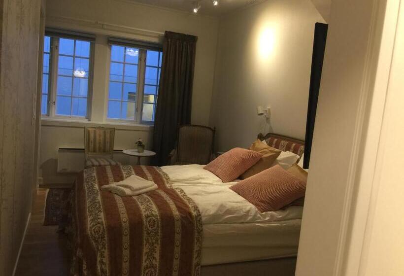 Пансион Holsthuset Losji