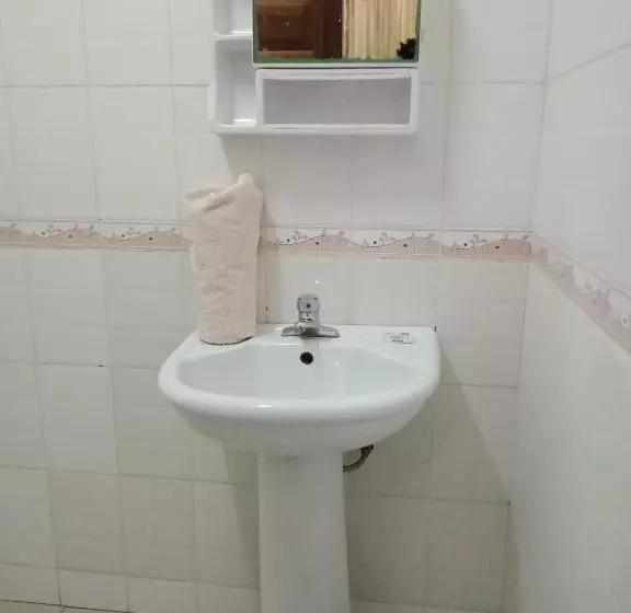 ペンション Shimbwe Meadows Home