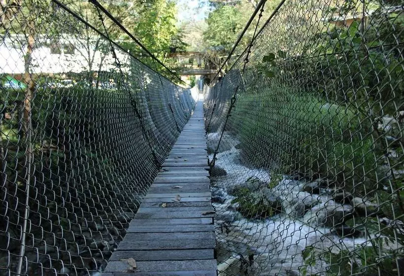 ユースホステル Rio Escondido