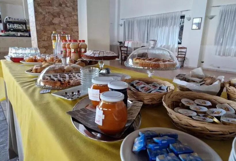 ホテル Azienda Agrituristica La Fonte