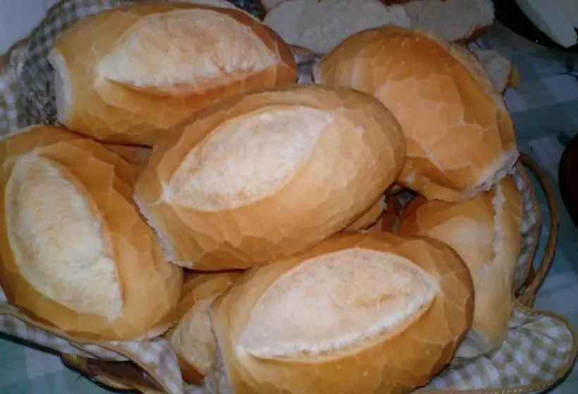 Retkeilymaja Pousada Moporã, A Antiga Pousada Do Waldir, Com Amplas Suítes No Centro De Aiuruoca