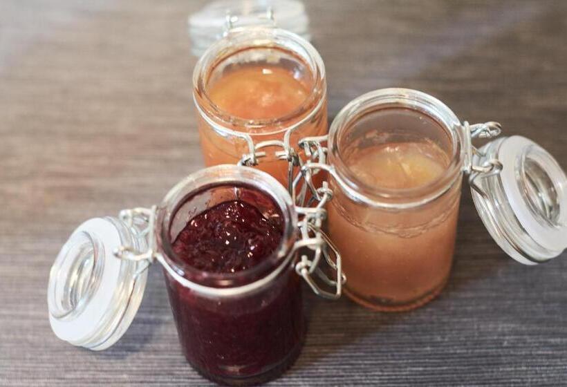 ベッドアンドブレックファースト La Foyère