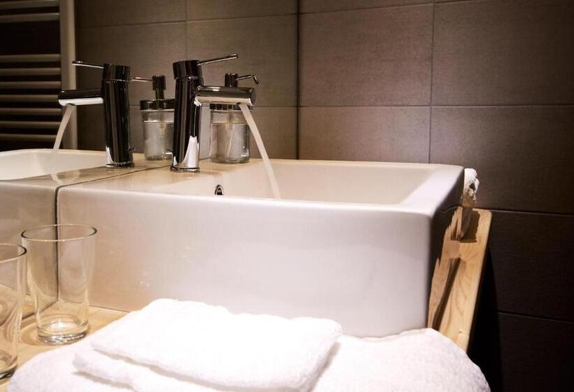 مبيت وإفطار La Foyère