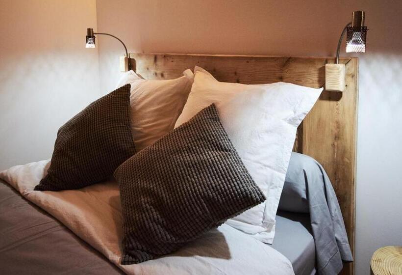 مبيت وإفطار La Foyère