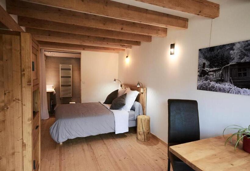 مبيت وإفطار La Foyère