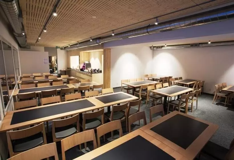 هتل Sport  Und Ferienhaus Don Bosco