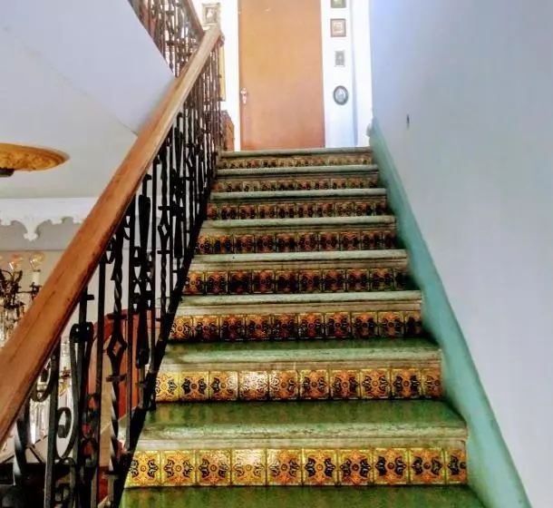 پانسیون La Decima Guest House