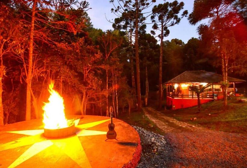 پانسیون Pousada Bruxa Marela