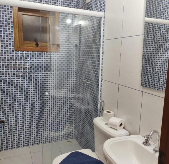 پانسیون Pousada Bruxa Marela