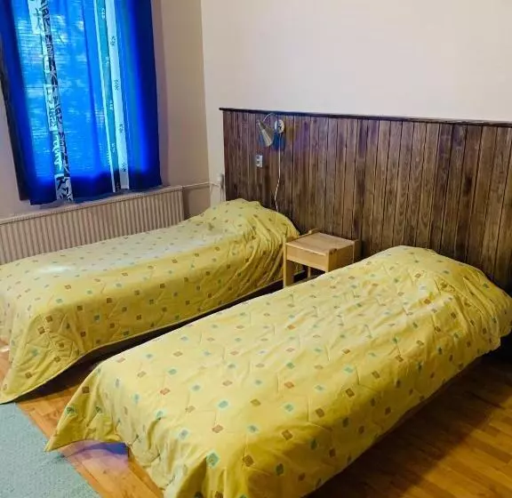 Retkeilymaja Majatalo Tyrni