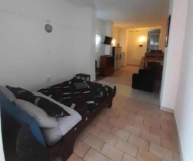 فندق صغير Umkomaas Lodge