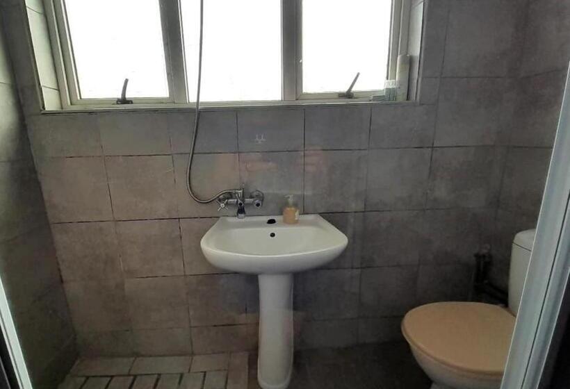 فندق صغير Umkomaas Lodge