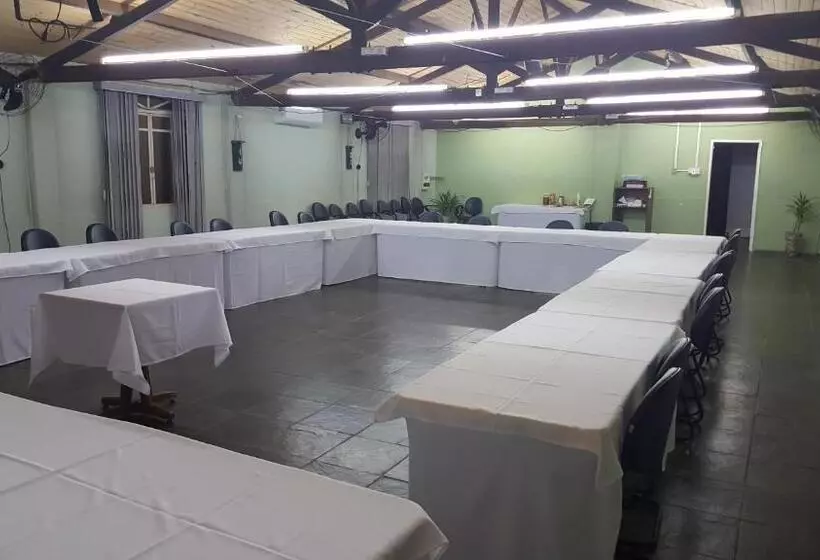 Hotelli Estância Canaã Atibaia