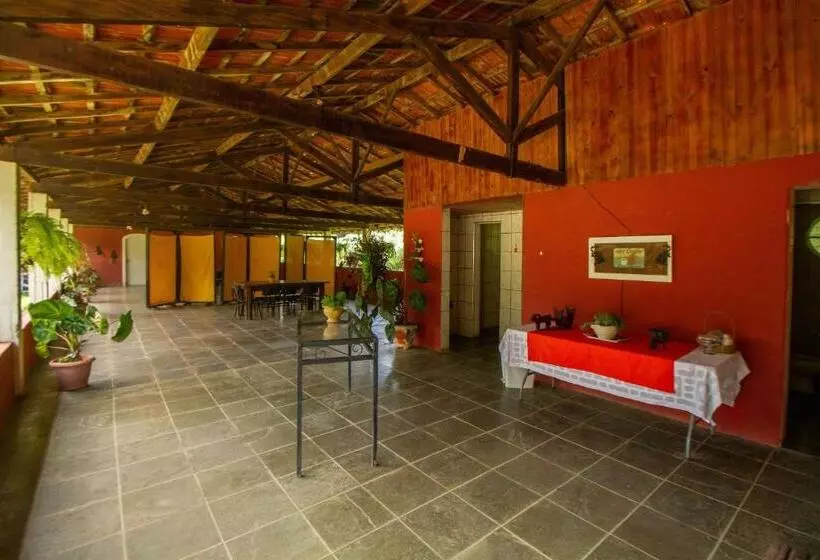 Hotelli Estância Canaã Atibaia