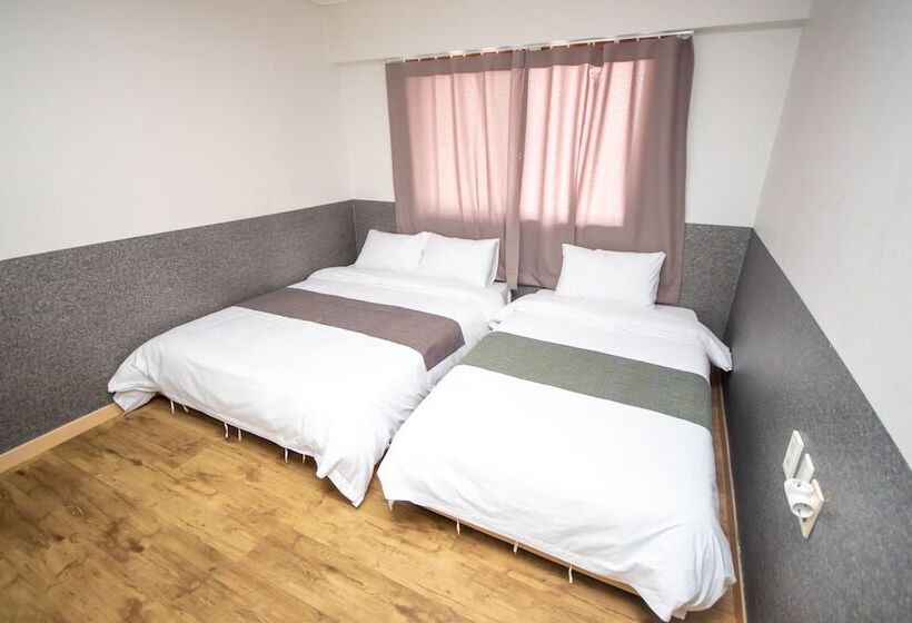 Hyundai Elliot Hotel And Resort