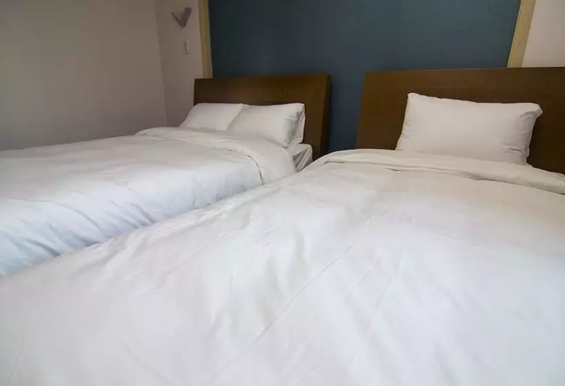 Hyundai Elliot Hotel And Resort