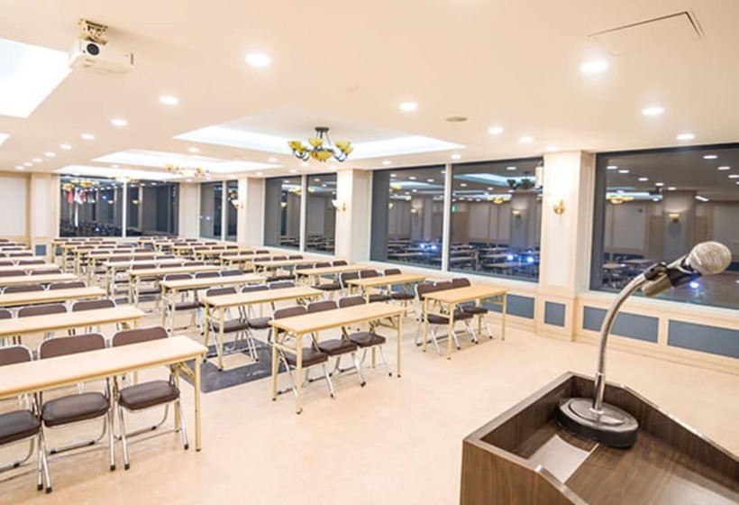 Hyundai Elliot Hotel And Resort