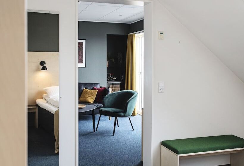 62n Hotel City Center