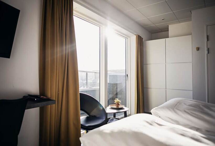 62n Hotel City Center