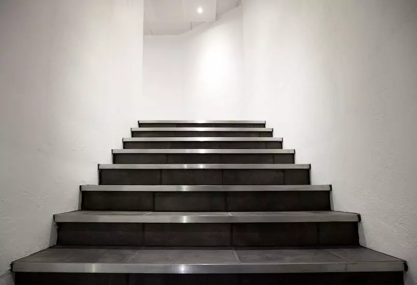 62n Hotel   City Center