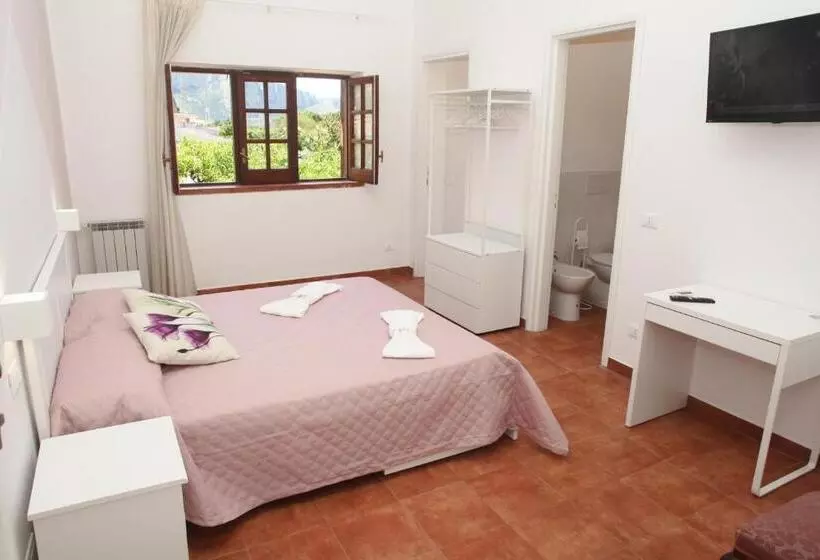 پانسیون Country Villa San Vito Bay