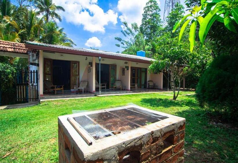 پانسیون Hilltop Bungalow