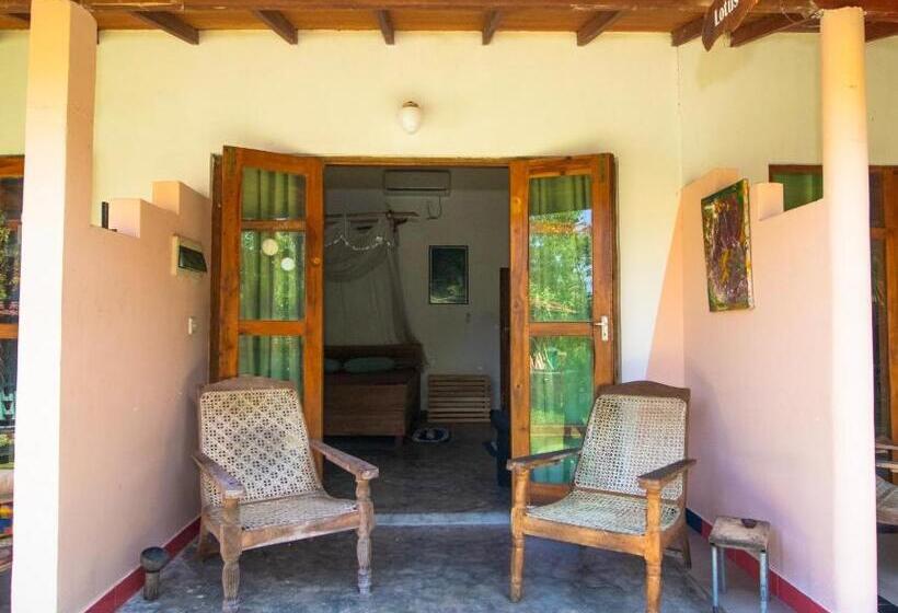 پانسیون Hilltop Bungalow