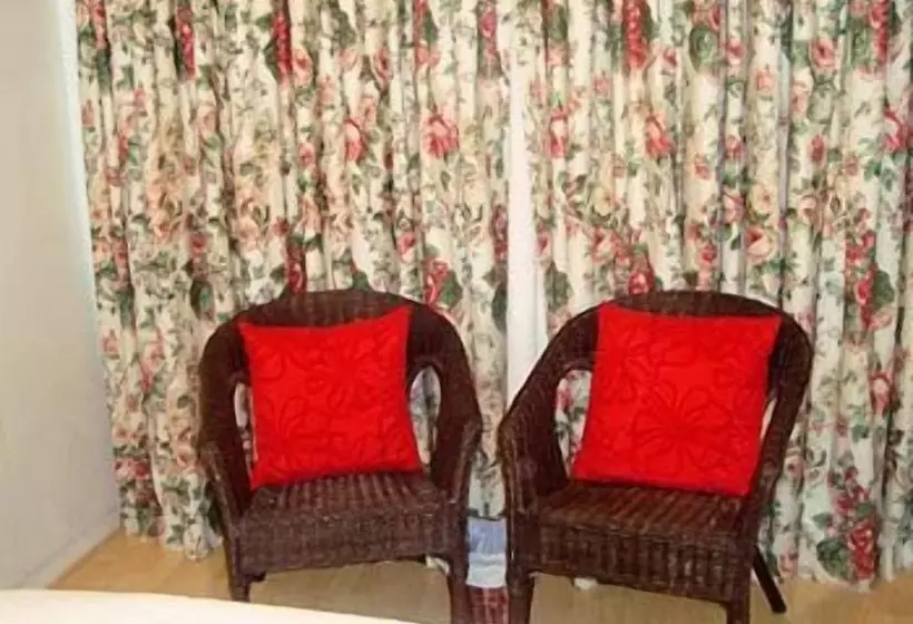 ペンション Lu S Guest House