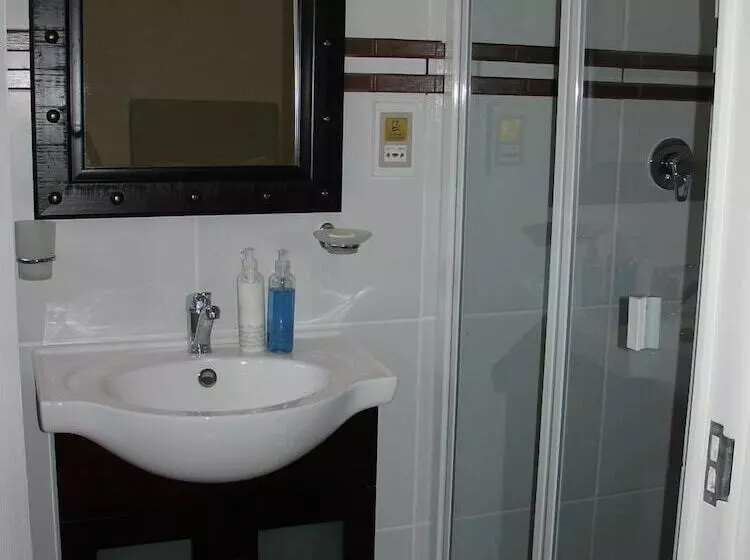 ペンション Lu S Guest House