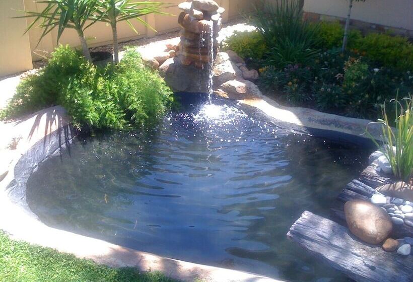 پانسیون Lu S Guest House