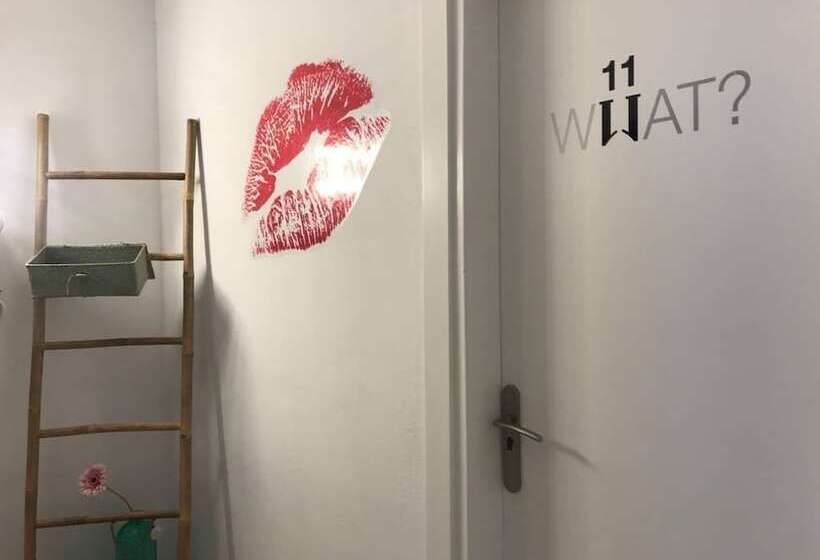 Пансион Sitges Eleven