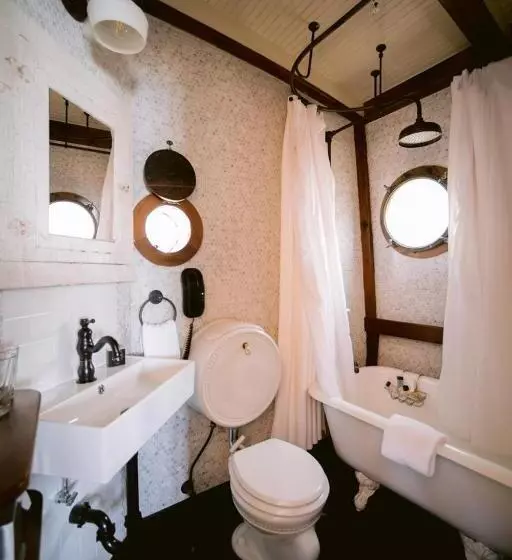 Retkeilymaja Nick's Cove