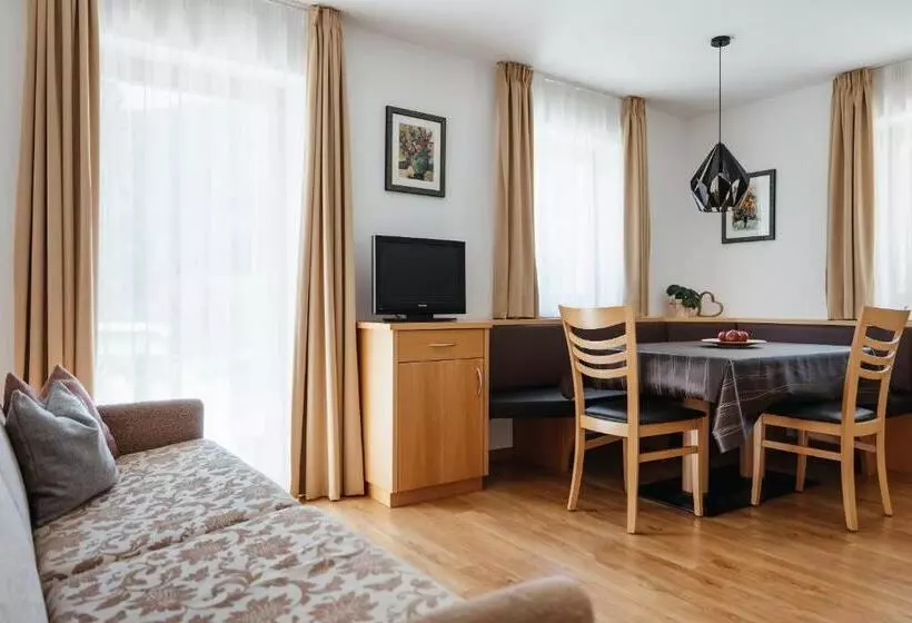 Apartment Sotmarin