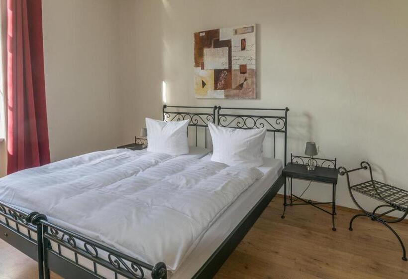 Pensão Albergo Toscana