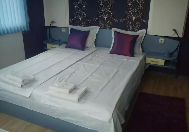 پانسیون Guest House Ivy