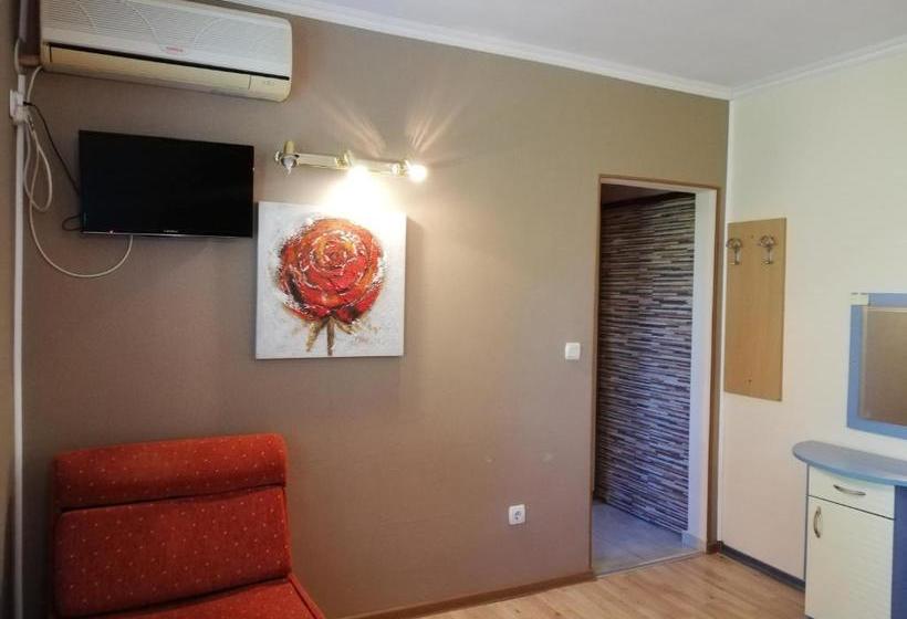 پانسیون Guest House Ivy