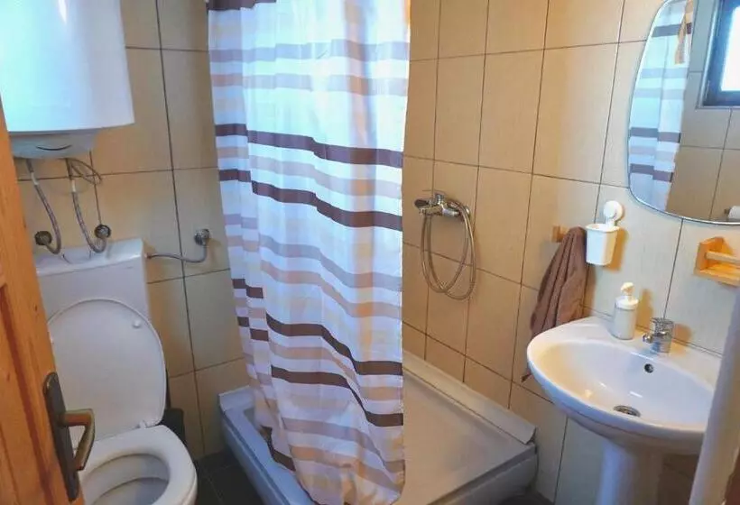 پانسیون Guest House Montana