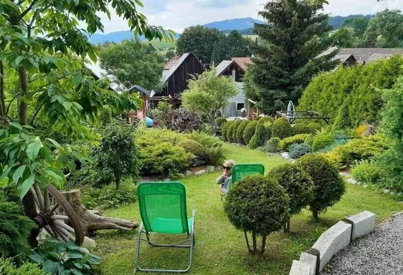 ペンション Guesthouse Eden